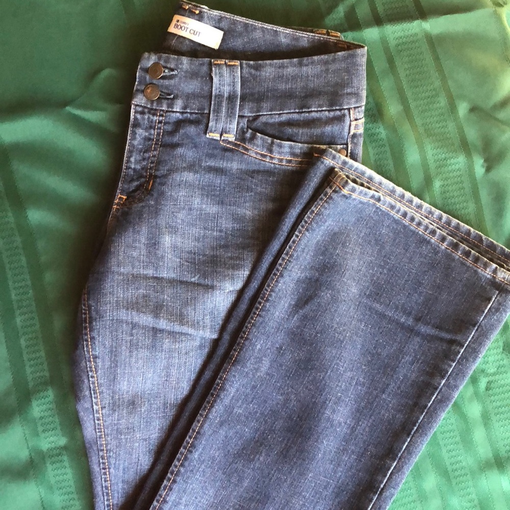 GAP curvy boot cut